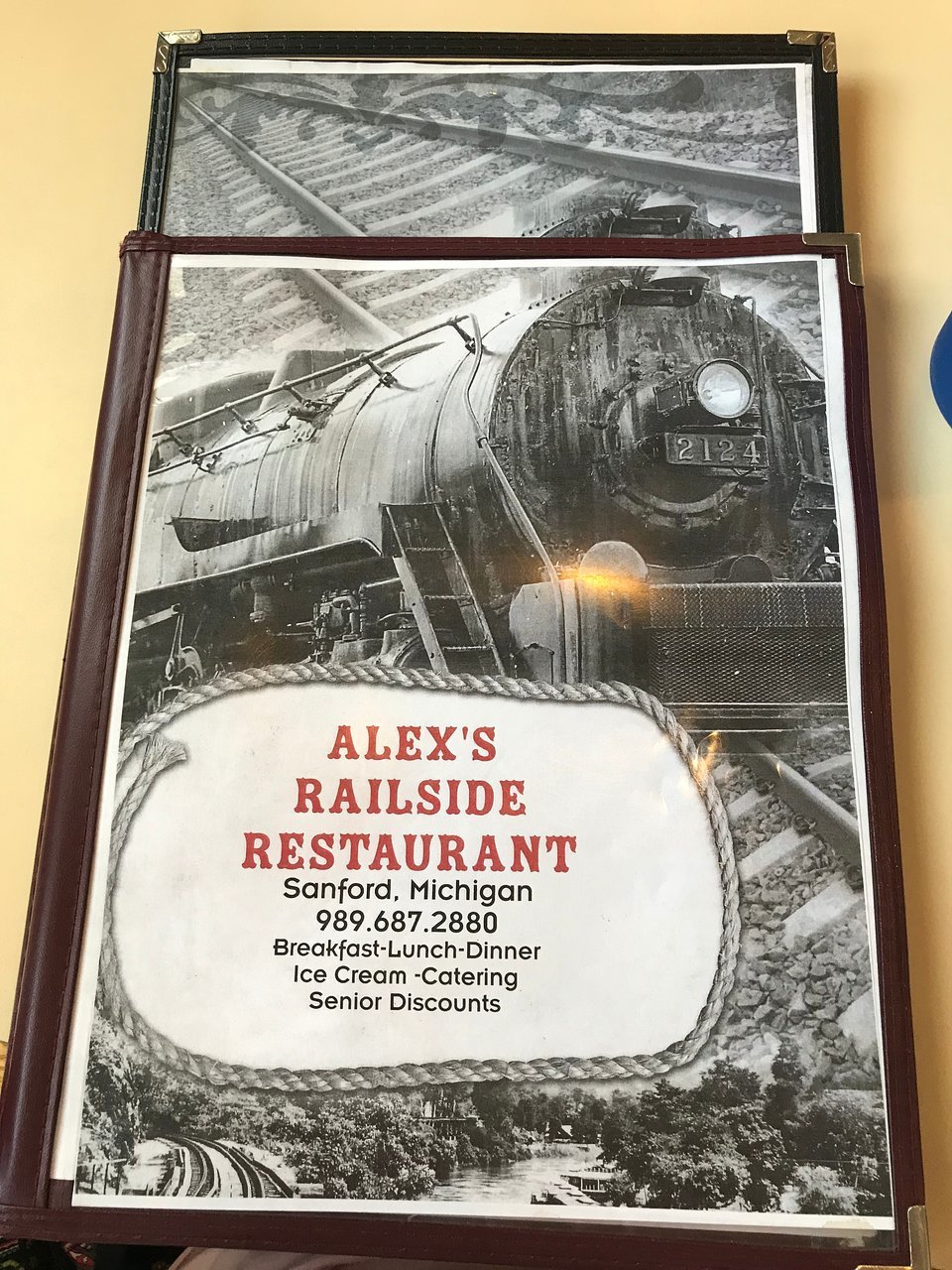 Alex`s Railside Restaurant